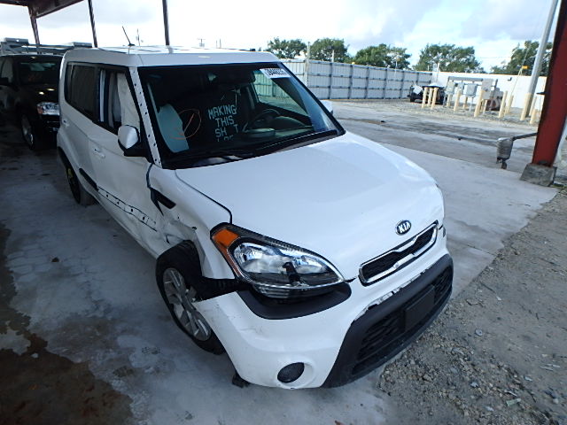 KNDJT2A64D7757782 - 2013 KIA SOUL + WHITE photo 1