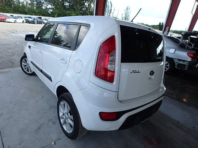 KNDJT2A64D7757782 - 2013 KIA SOUL + WHITE photo 3