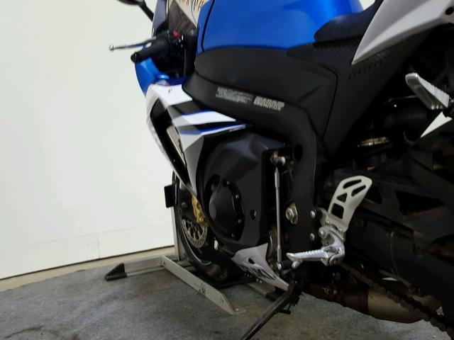 JS1GT78A6E2101643 - 2014 SUZUKI GSX-R1000 BLUE photo 17