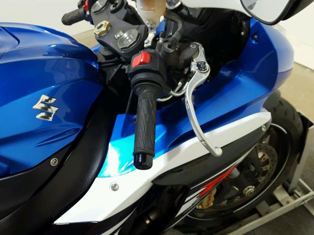 JS1GT78A6E2101643 - 2014 SUZUKI GSX-R1000 BLUE photo 18