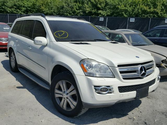 4JGBF22E38A332432 - 2008 MERCEDES-BENZ GL 320 CDI WHITE photo 1