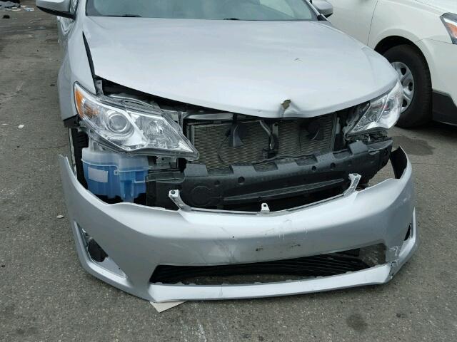 4T4BF1FK9ER395660 - 2014 TOYOTA CAMRY SILVER photo 9