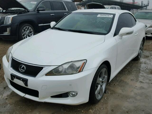 JTHFF2C2XA2511009 - 2010 LEXUS IS 250 WHITE photo 2