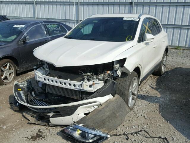 5LMTJ2AHXFUJ27715 - 2015 LINCOLN MKC 白色 照片 2