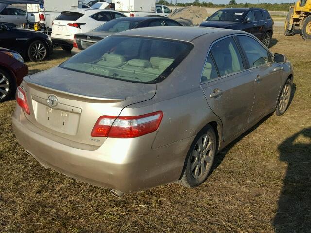 4T1BK46K38U569640 - 2008 TOYOTA CAMRY BEIGE photo 4