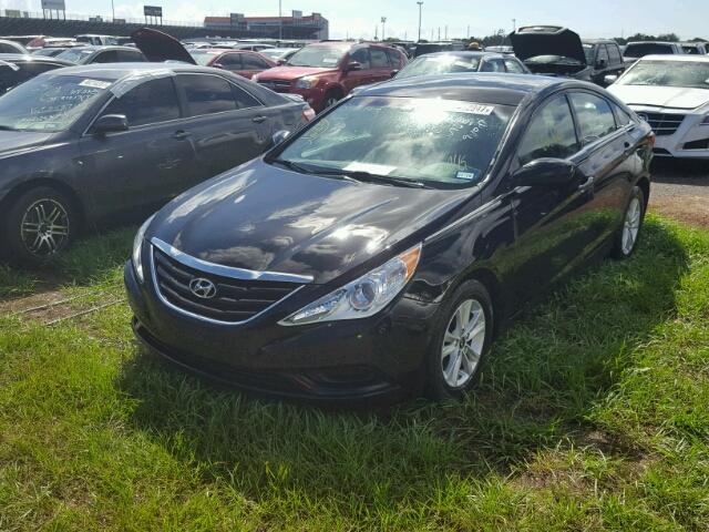 5NPEB4AC1BH155775 - 2011 HYUNDAI SONATA BLACK photo 2