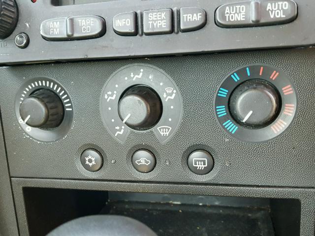 2G2WP522341194572 - 2004 PONTIAC GRAND PRIX SILVER photo 10