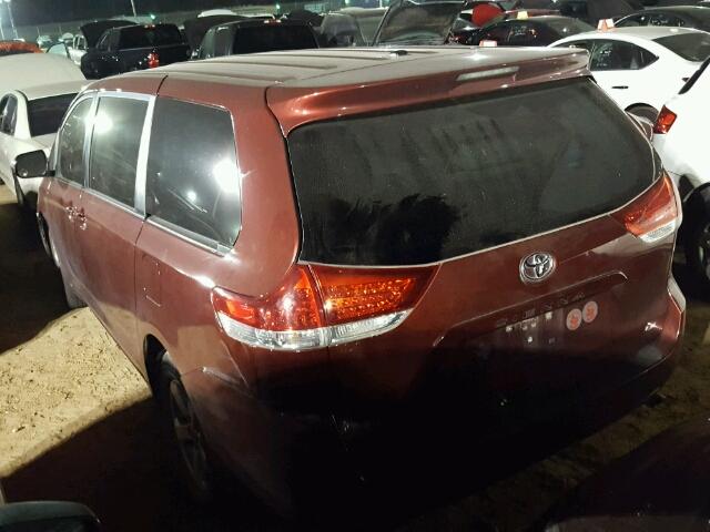 5TDKA3DC7CS015348 - 2012 TOYOTA SIENNA RED photo 3