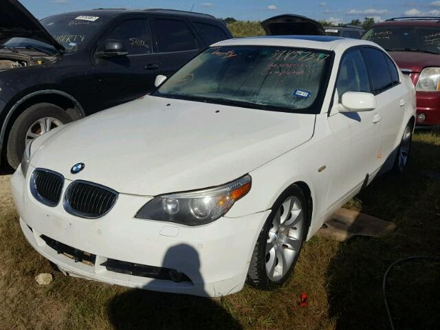 WBANB33555B116974 - 2005 BMW 545 I WHITE photo 2