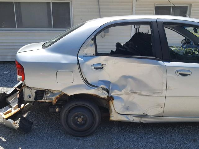 KL1TD52625B435797 - 2005 CHEVROLET AVEO BASE Gümüş foto 10