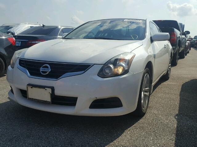 1N4AL2EPXBC142392 - 2011 NISSAN ALTIMA S WHITE photo 2