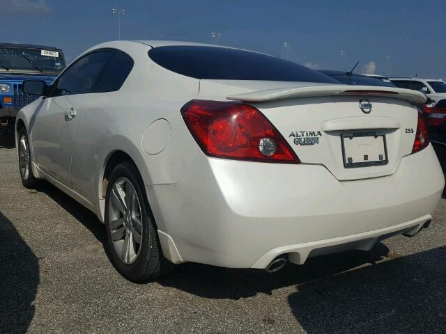 1N4AL2EPXBC142392 - 2011 NISSAN ALTIMA S WHITE photo 3