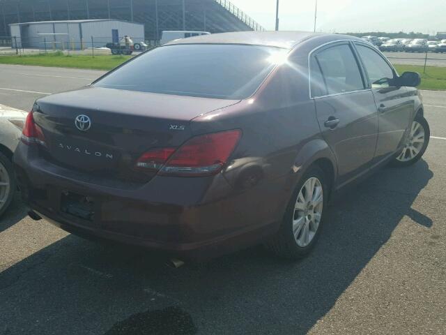 4T1BK36B68U311591 - 2008 TOYOTA AVALON XL MAROON photo 4