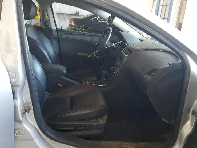 1G1ZE5E13BF369323 - 2011 CHEVROLET MALIBU LTZ ვერცხლისფერი ფოტო 5