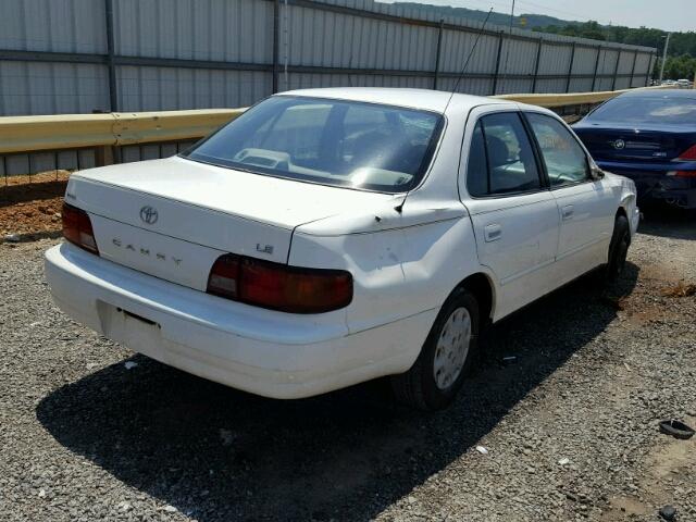 4T1BG12K0TU680502 - 1996 TOYOTA CAMRY DX WHITE photo 4