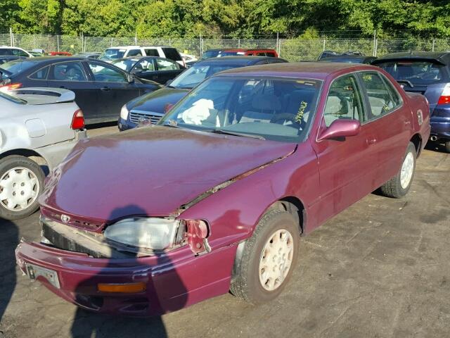 4T1BG12KXTU660936 - 1996 TOYOTA CAMRY DX MAROON photo 2