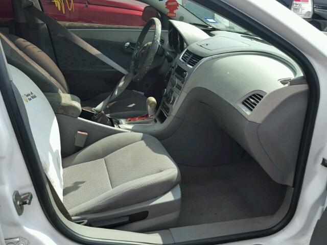 1G1ZC5EB1AF180991 - 2010 CHEVROLET MALIBU 1LT 白色 照片 5