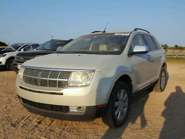 2LMDU68C77BJ31684 - 2007 LINCOLN MKX CREAM photo 2