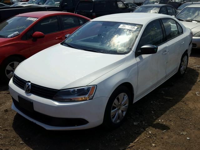 3VW2K7AJ7DM221484 - 2013 VOLKSWAGEN JETTA BASE Սպիտակ լուսանկար 2