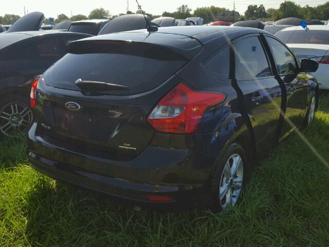 1FADP3K29DL383847 - 2013 FORD FOCUS BLACK photo 4