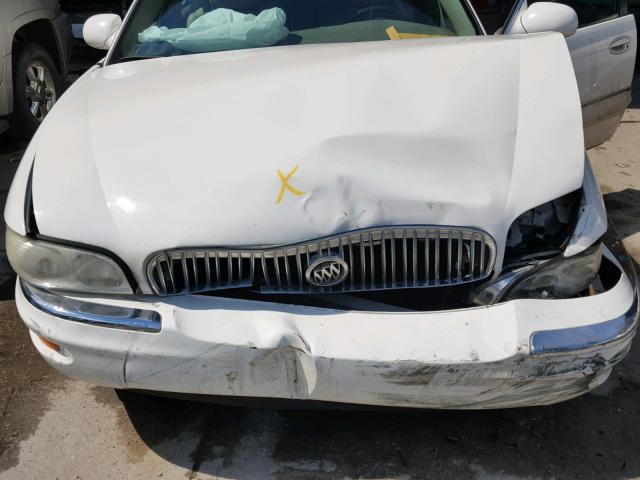 1G4CU541724143357 - 2002 BUICK PARK AVENU WHITE photo 7