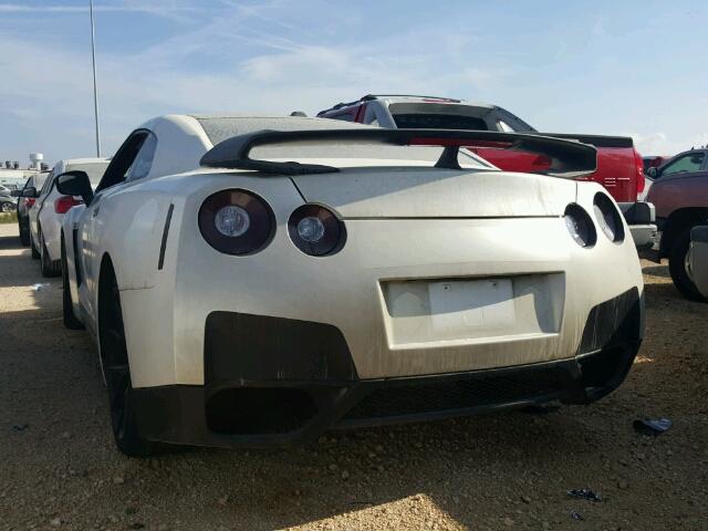 JN1AR54F29M252492 - 2009 NISSAN GT-R WHITE photo 3