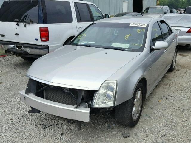 1G6DW677870195428 - 2007 CADILLAC STS SILVER photo 2