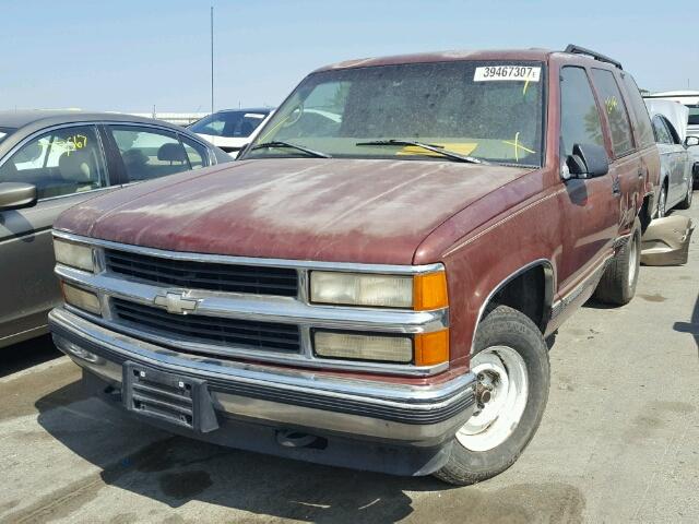 1GNEC13R8XJ429038 - 1999 CHEVROLET TAHOE C150 BURGUNDY photo 2