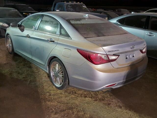 5NPEC4AB9BH294847 - 2011 HYUNDAI SONATA SILVER photo 3