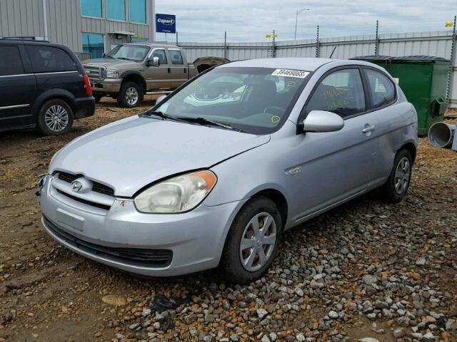 KMHCN35C87U001883 - 2007 HYUNDAI ACCENT BAS SILVER photo 2