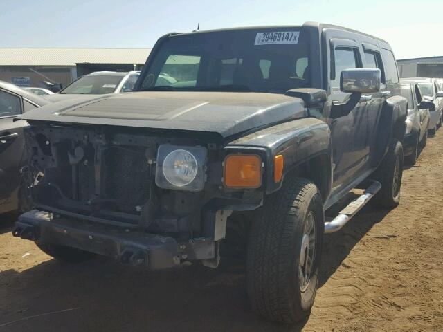 5GTDN136568116984 - 2006 HUMMER H3 BLACK photo 2