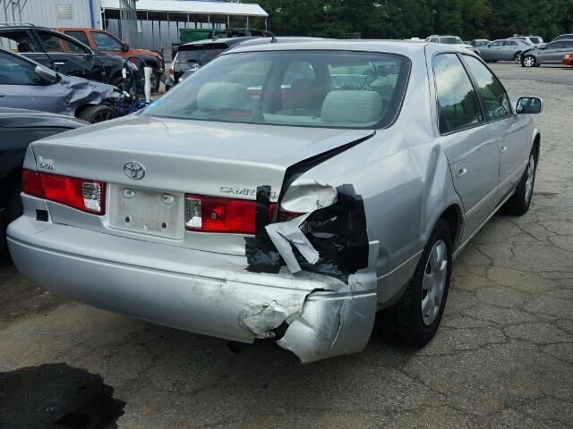 4T1BG22K31U111372 - 2001 TOYOTA CAMRY CE SILVER photo 4