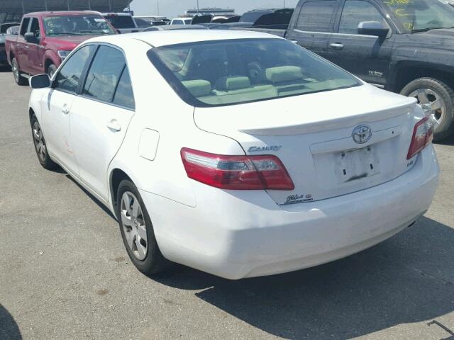 4T1BE46K27U554603 - 2007 TOYOTA CAMRY CE/L WHITE photo 3