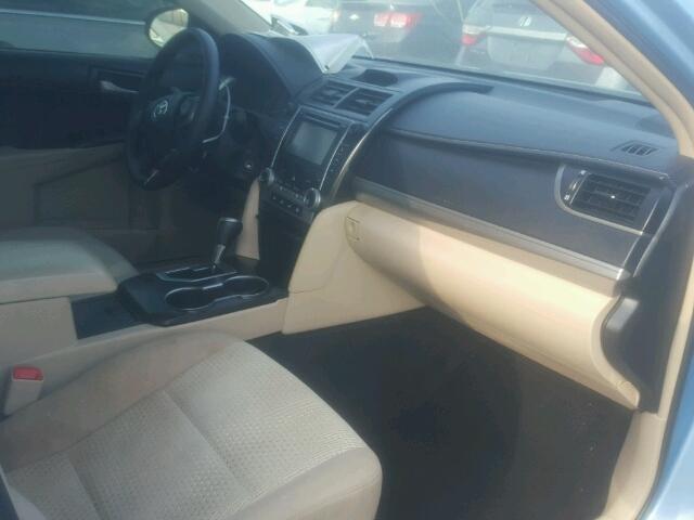 4T4BF1FK5DR308822 - 2013 TOYOTA CAMRY L 蓝色 照片 5