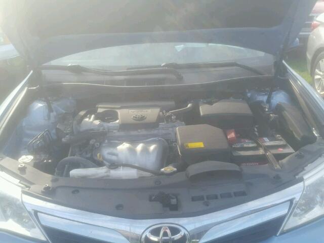 4T4BF1FK5DR308822 - 2013 TOYOTA CAMRY L 蓝色 照片 7