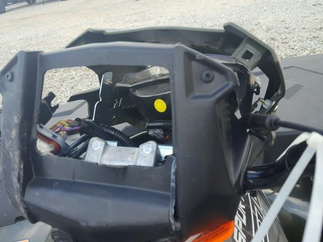 4XASEA570JA246281 - 2018 POLARIS SPORTSMAN 白色 照片 8