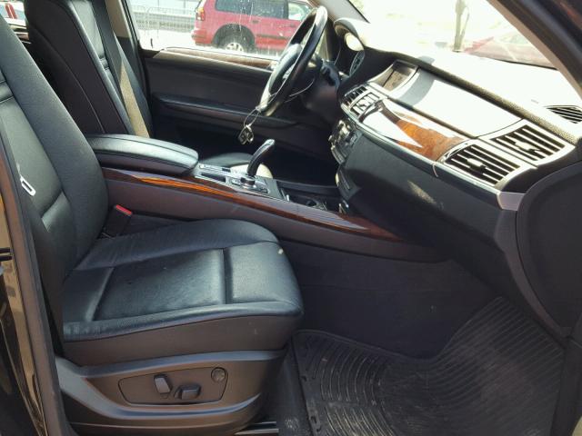 5UXZV4C57BL739227 - 2011 BMW X5 XDRIVE3 BLACK photo 5