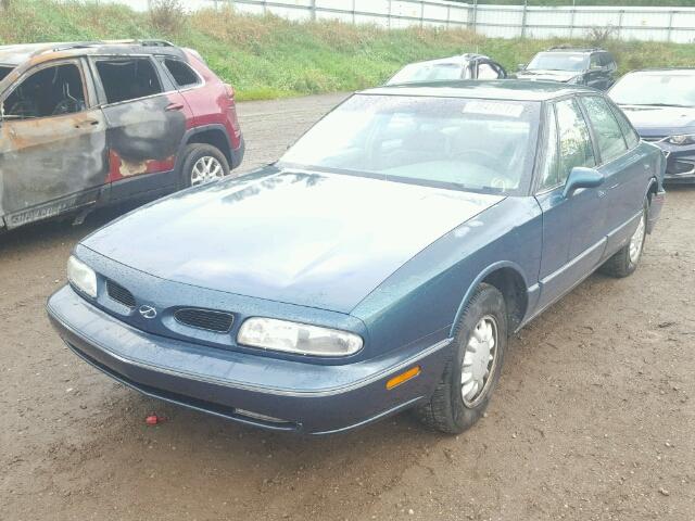 1G3HN52K0V4857449 - 1997 OLDSMOBILE 88 BASE BLUE photo 2