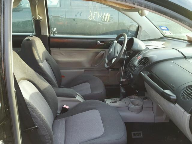 3VWCK31C35M400864 - 2005 VOLKSWAGEN NEW BEETLE შავი ფოტო 5