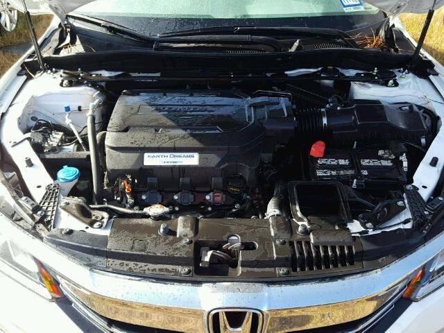 1HGCR3F8XHA001682 - 2017 HONDA ACCORD EXL WHITE photo 7