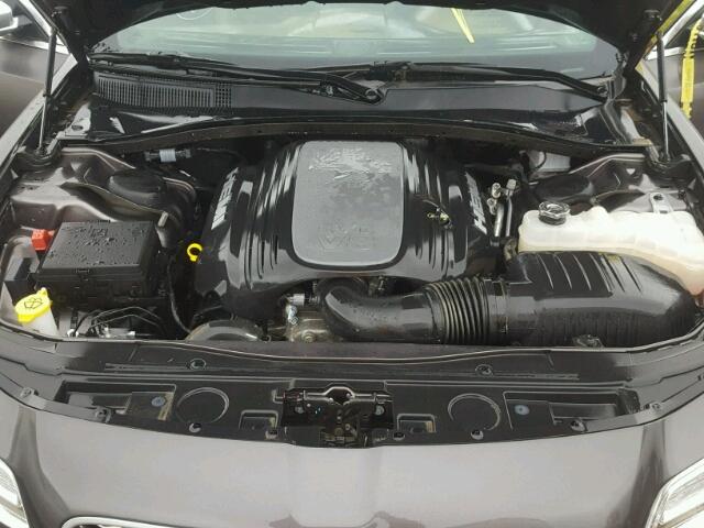 2C3CCAPT8HH557938 - 2017 CHRYSLER 300C GRAY photo 7