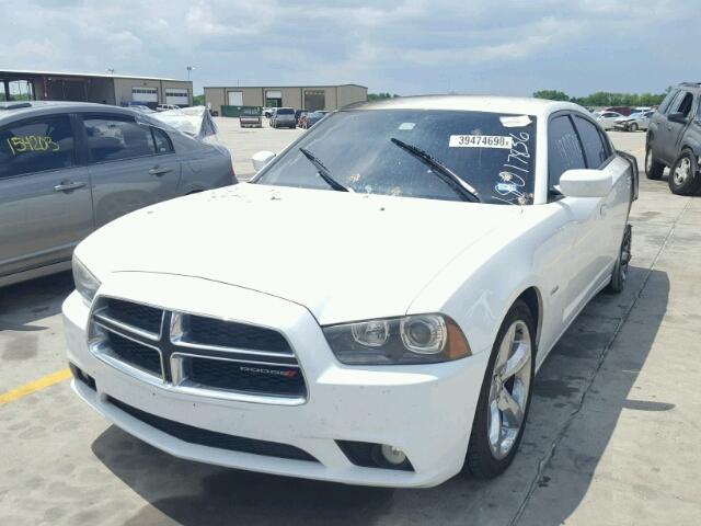 2C3CDXCT0DH648041 - 2013 DODGE CHARGER R/ WHITE photo 2