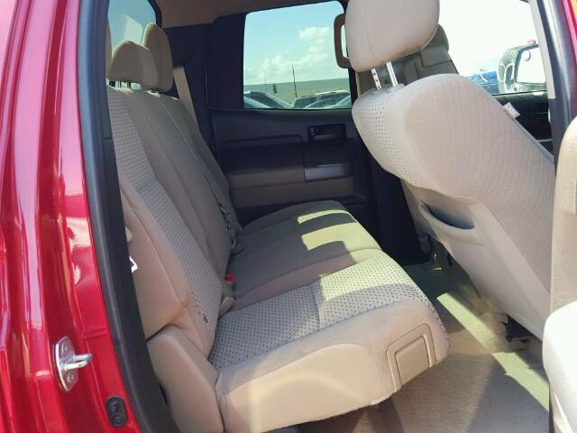 5TFRY5F11BX099726 - 2011 TOYOTA TUNDRA RED photo 6