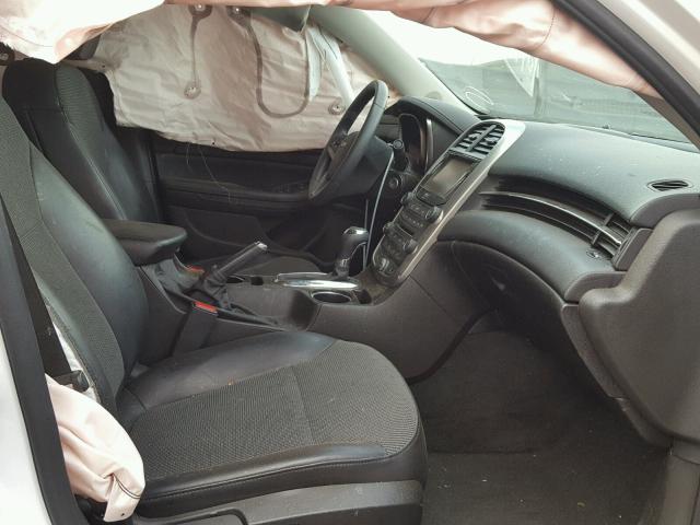 1G11C5SL7FF301055 - 2015 CHEVROLET MALIBU 1LT თეთრი ფოტო 5