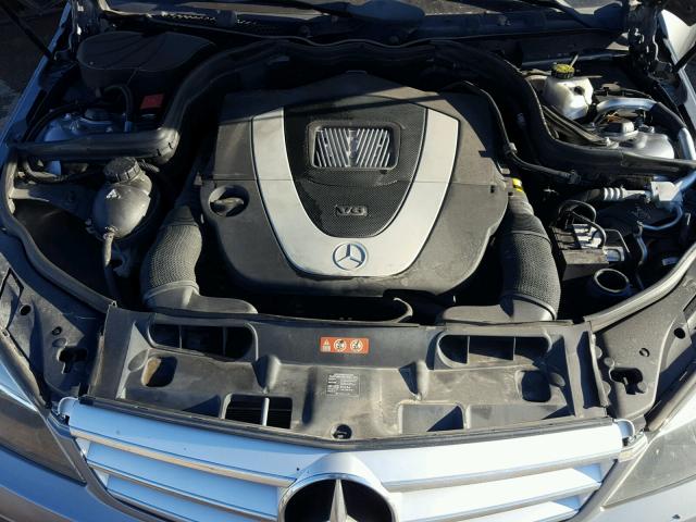 WDDGF5EBXBA508869 - 2011 MERCEDES-BENZ C 300 银色 照片 7