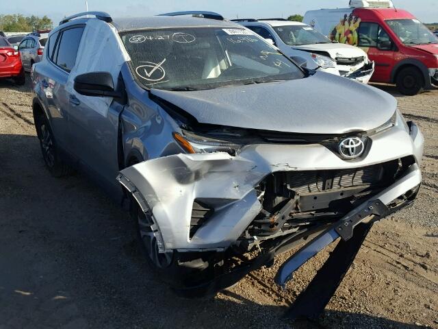 2T3ZFREV7GW244037 - 2016 TOYOTA RAV4 LE Gümüş foto 1