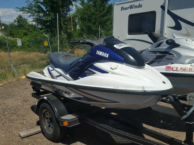 YAMA4197A101 - 2001 YAMAHA WAVERUNNER WHITE photo 1