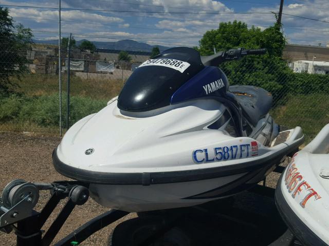 YAMA4197A101 - 2001 YAMAHA WAVERUNNER WHITE photo 2