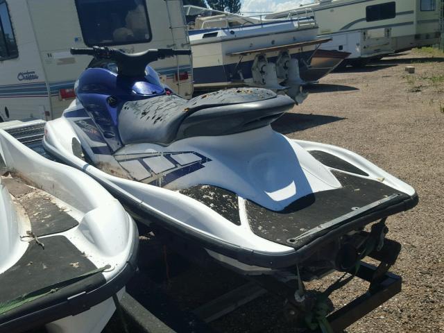 YAMA4197A101 - 2001 YAMAHA WAVERUNNER WHITE photo 4