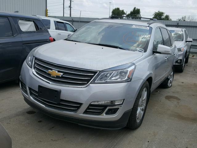 1GNKVJKD9HJ271703 - 2017 CHEVROLET TRAVERSE P SILVER photo 2